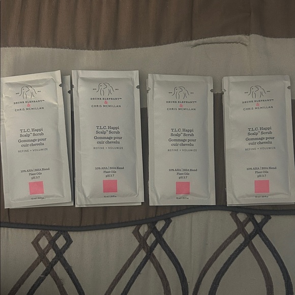 x8 (80ML) Drunk Elephant T.L.C. Happi Scalp Scrub Sachets - Picture 1 of 3